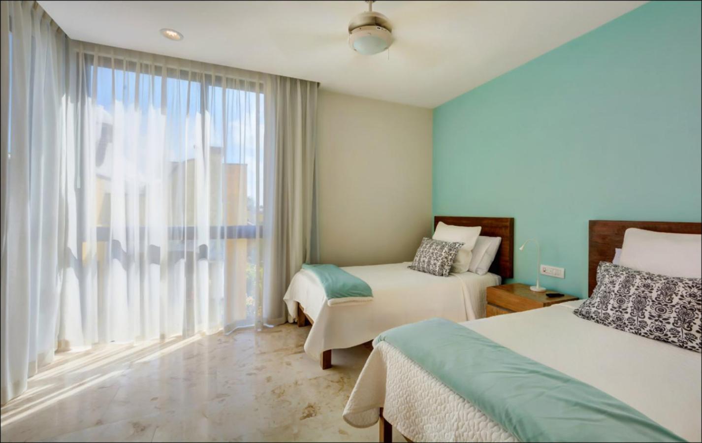 Anah Suites By Las Flores Vacation Rentals Плая-дель-Кармен Экстерьер фото