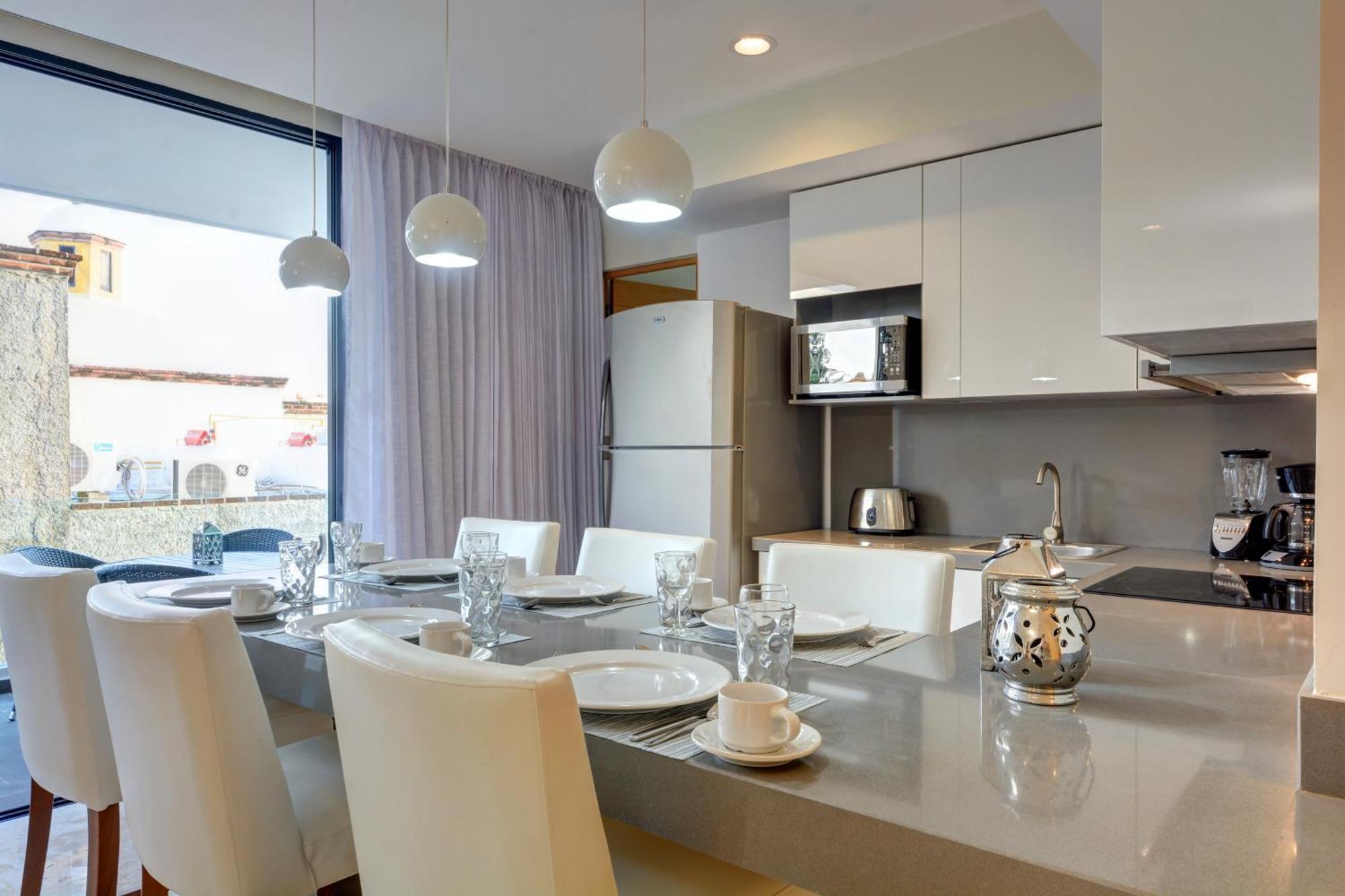Anah Suites By Las Flores Vacation Rentals Плая-дель-Кармен Экстерьер фото