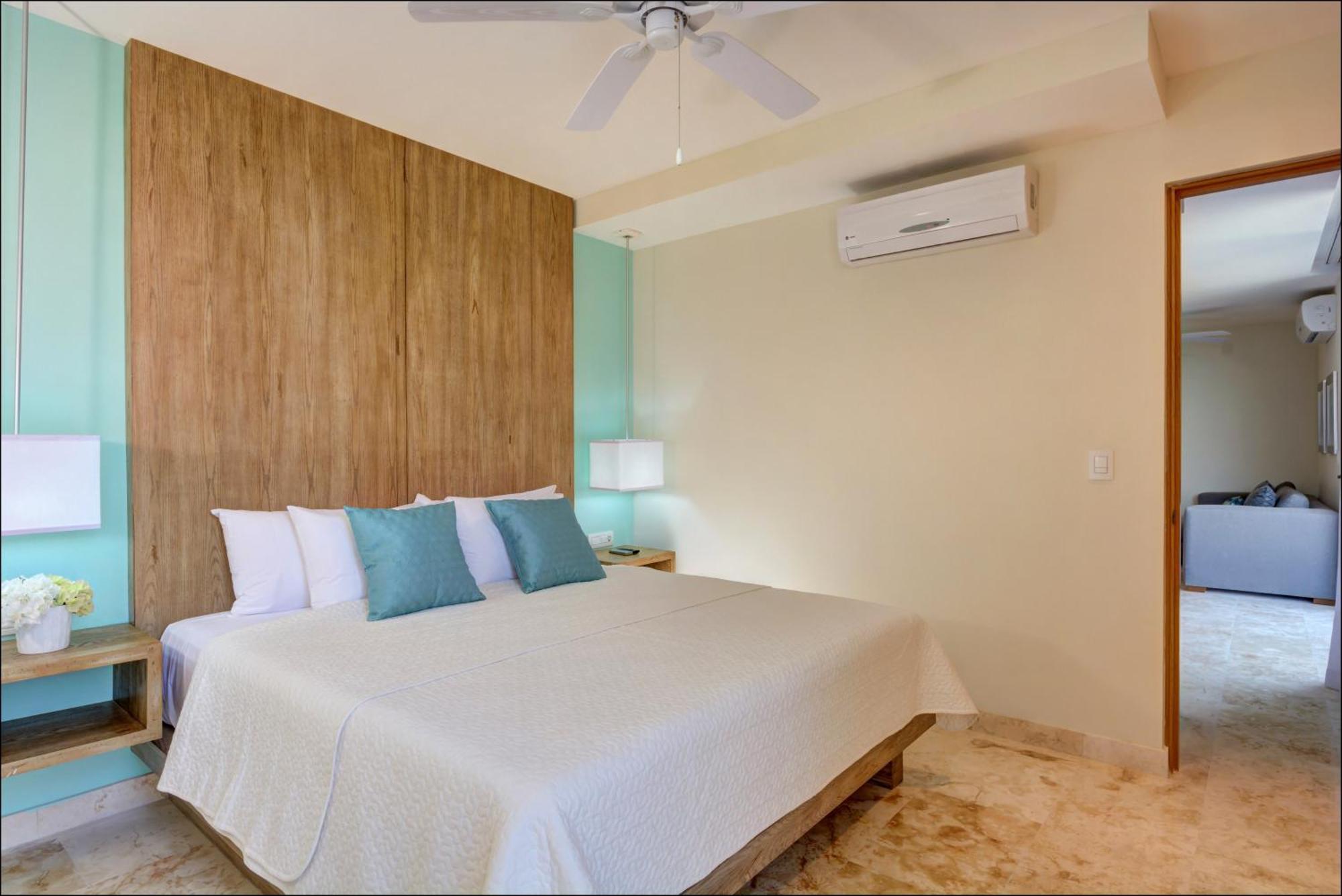 Anah Suites By Las Flores Vacation Rentals Плая-дель-Кармен Экстерьер фото