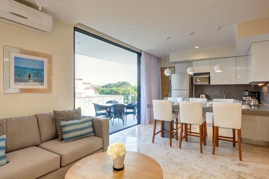 Anah Suites By Las Flores Vacation Rentals Плая-дель-Кармен Экстерьер фото
